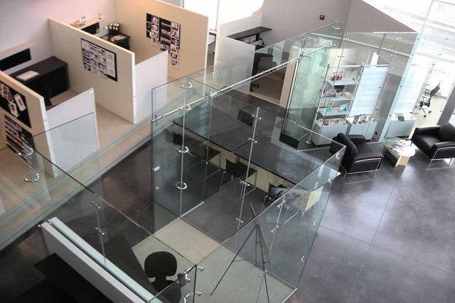 almunium and glass (4)